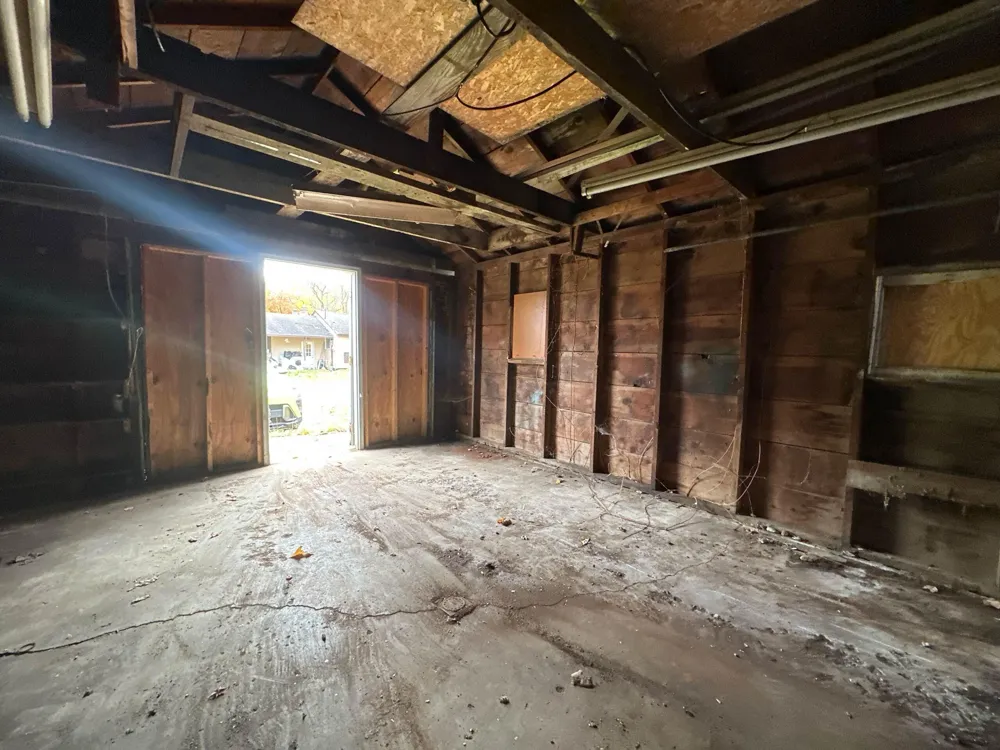 490 4th Street Benton Harbor City, MI 49022