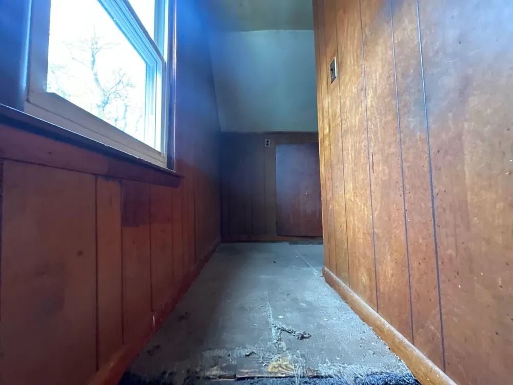 490 4th Street Benton Harbor City, MI 49022