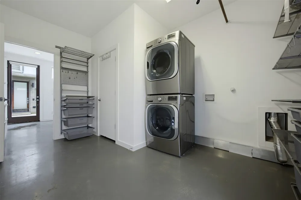 1915 Summit Avenue #1 Dallas, TX 75206