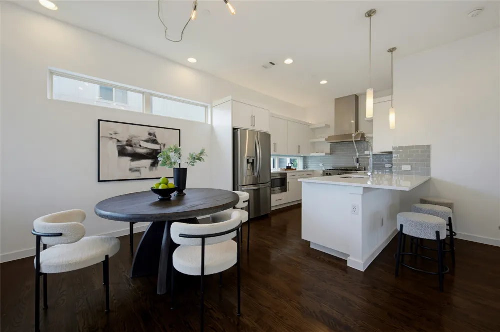1915 Summit Avenue #1 Dallas, TX 75206