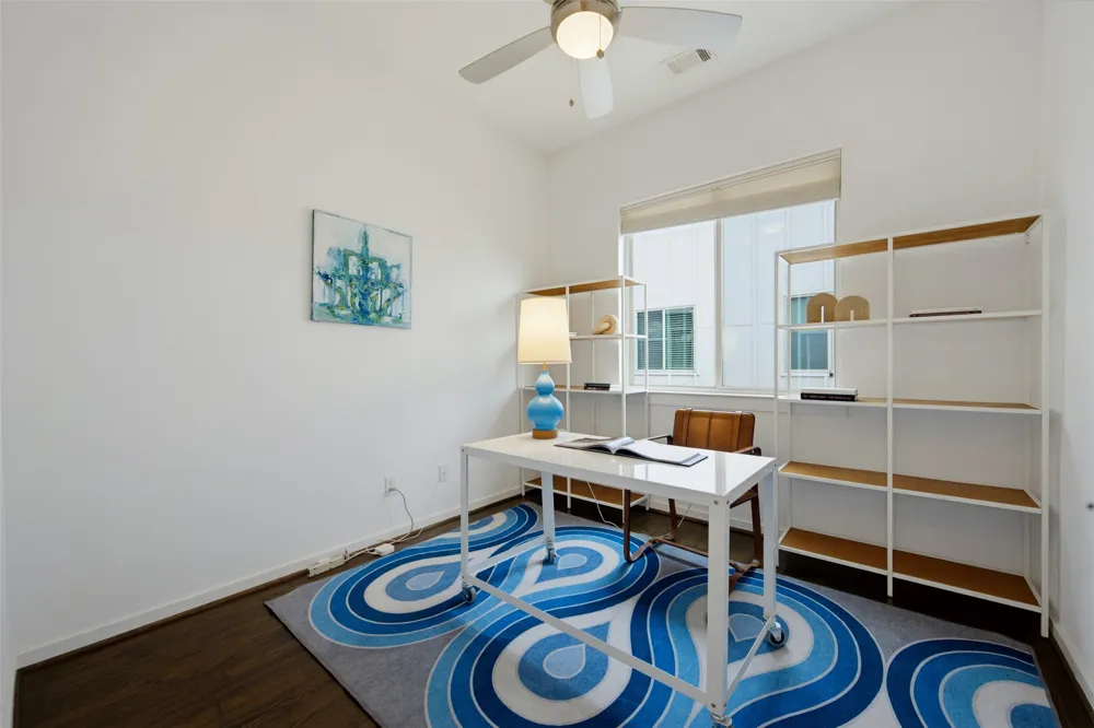 1915 Summit Avenue #1 Dallas, TX 75206