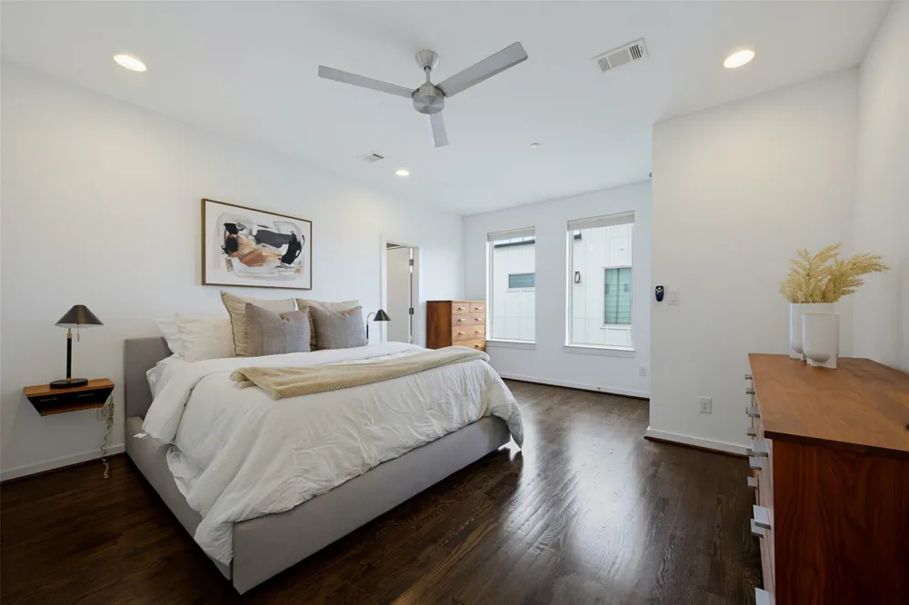 1915 Summit Avenue #1 Dallas, TX 75206