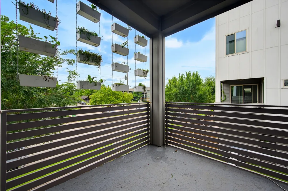 1915 Summit Avenue #1 Dallas, TX 75206