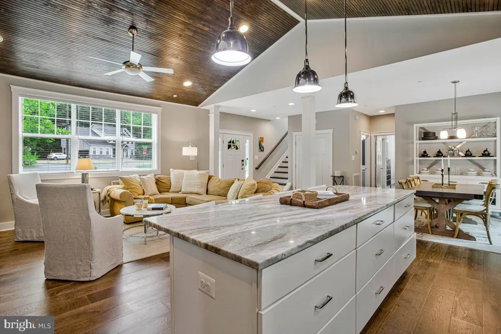 2978 VALLEY VIEW ROAD Annapolis, MD 21401