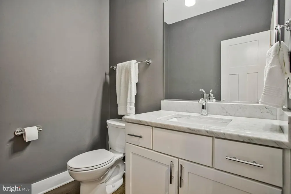 2978 VALLEY VIEW ROAD Annapolis, MD 21401