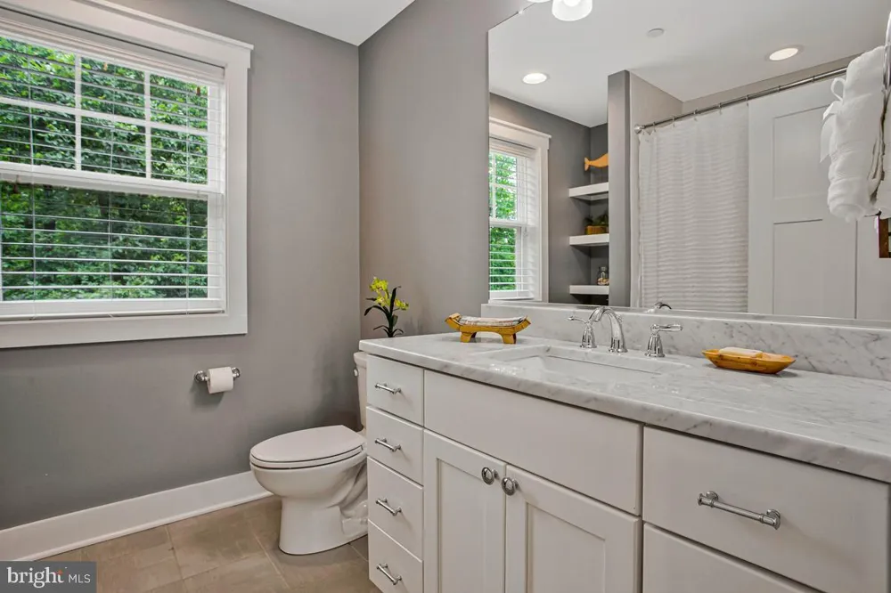 2978 VALLEY VIEW ROAD Annapolis, MD 21401