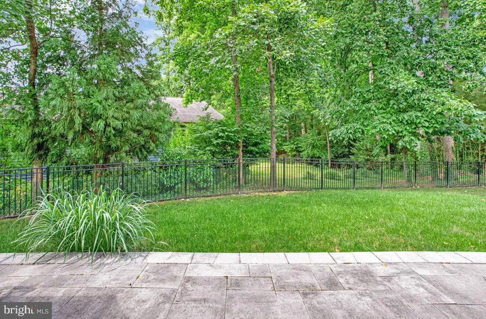 2978 VALLEY VIEW ROAD Annapolis, MD 21401