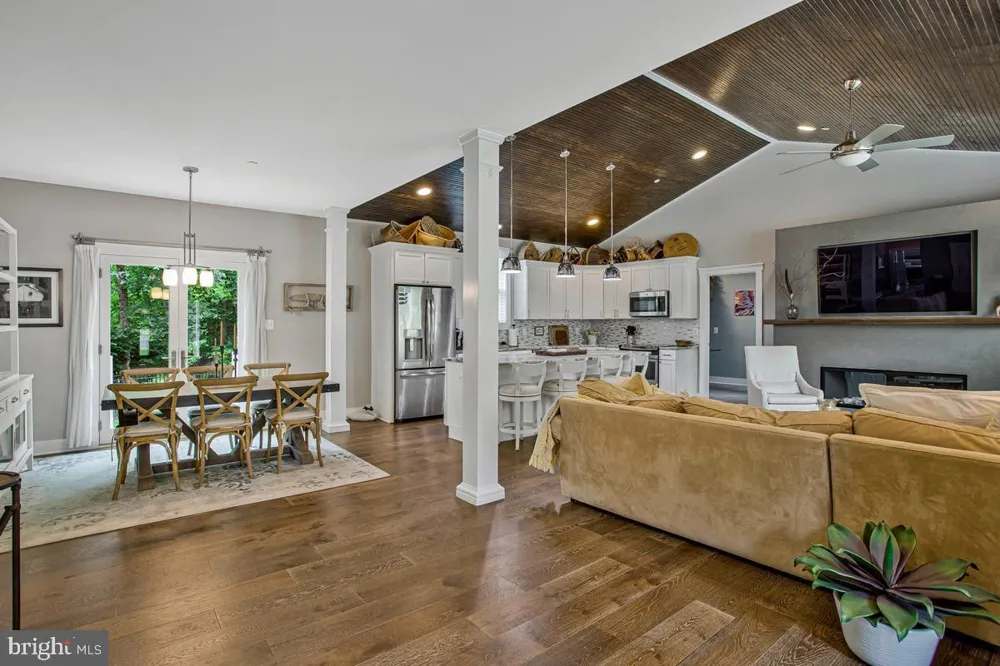 2978 VALLEY VIEW ROAD Annapolis, MD 21401