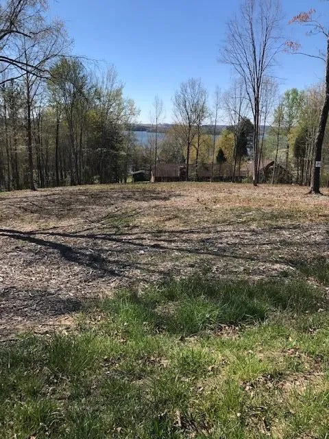 13 Piney View Drive