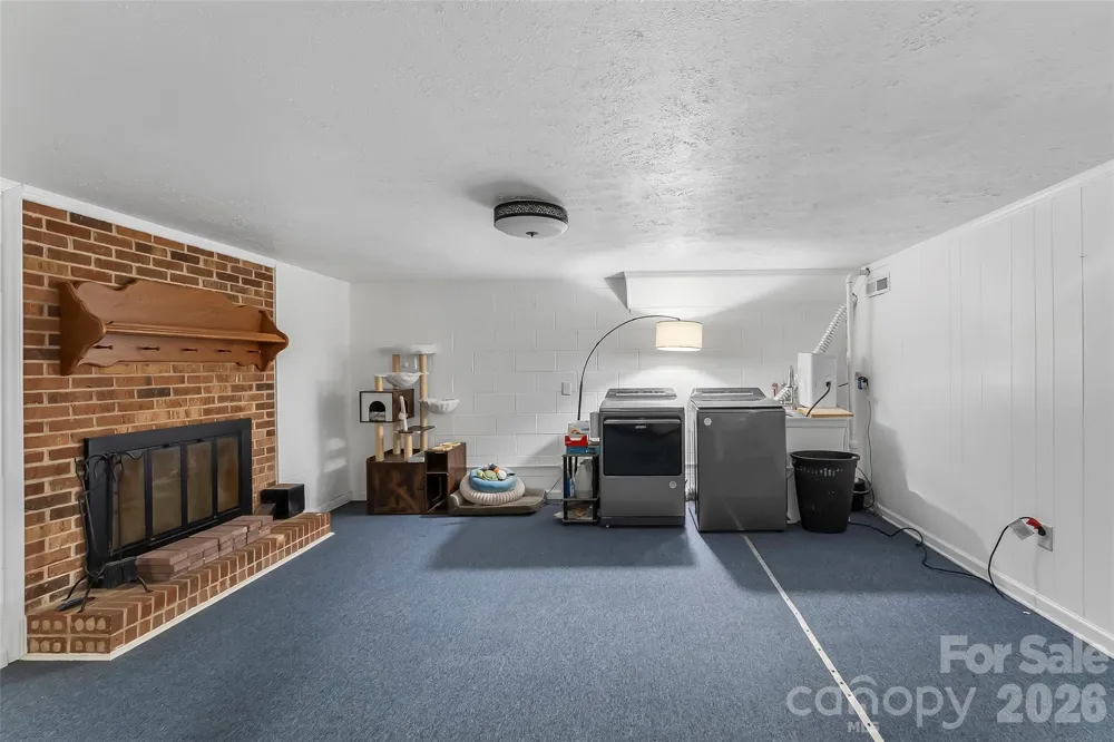 118 Hoover Street NW Lenoir, NC 28645