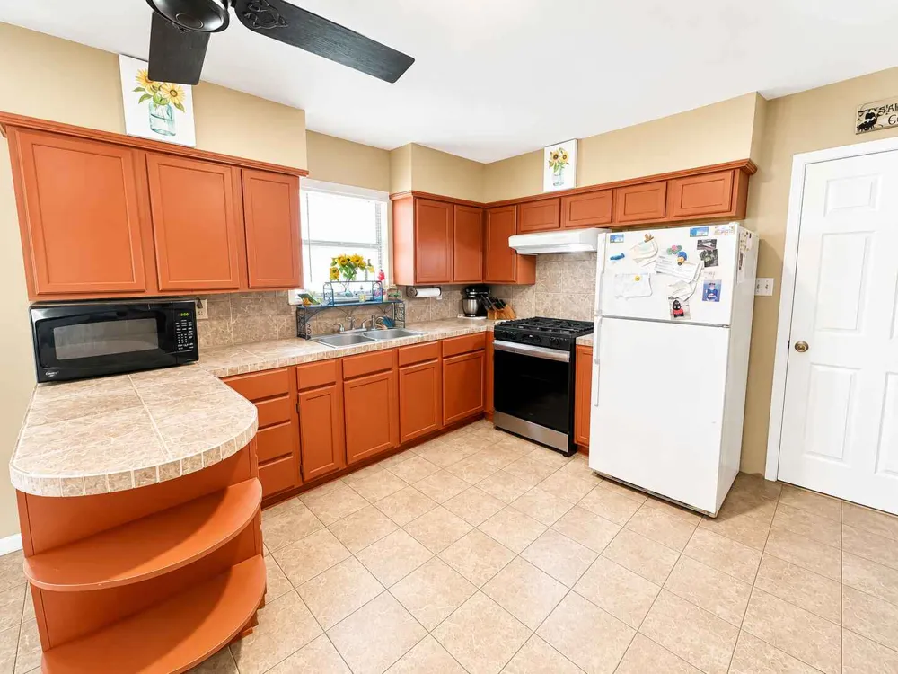 650 W Vaughan Street Bertram, TX 78605