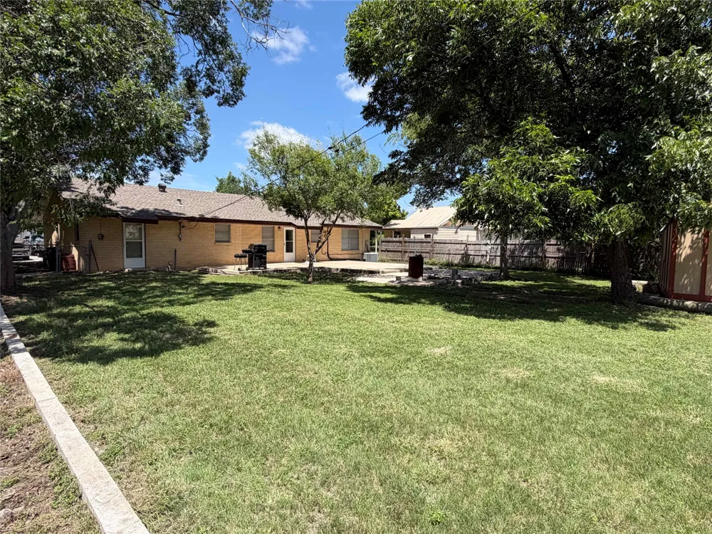 650 W Vaughan Street Bertram, TX 78605