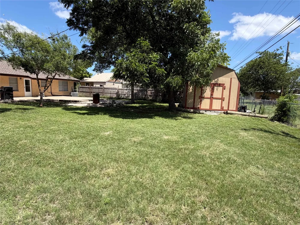 650 W Vaughan Street Bertram, TX 78605