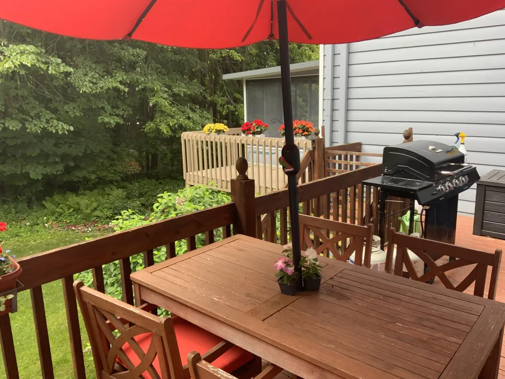 2424 E Collier Avenue SE Kentwood City, MI 49546