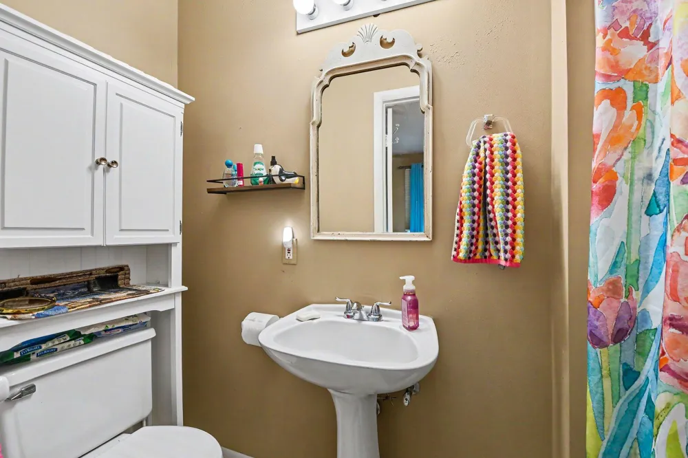 2424 E Collier Avenue SE Kentwood City, MI 49546