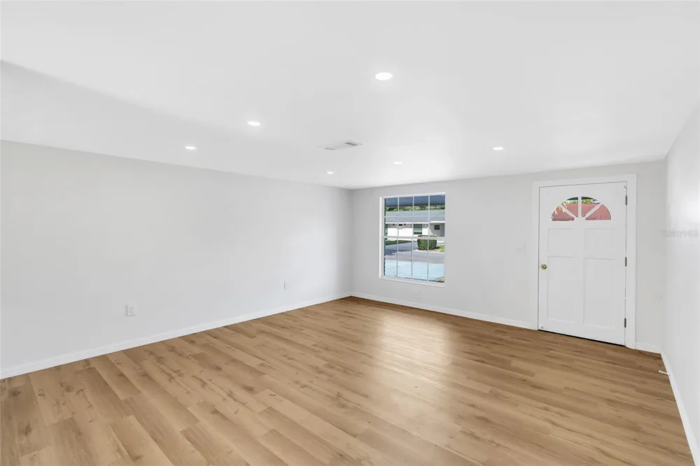 4603 ATLANTIC AVENUE Sarasota, FL 34233