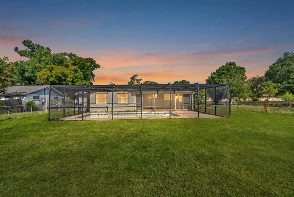 4603 ATLANTIC AVENUE Sarasota, FL 34233