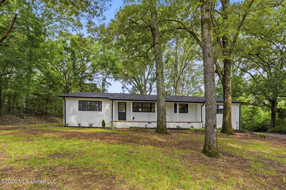 10917 Highway 27 Utica, MS 39175