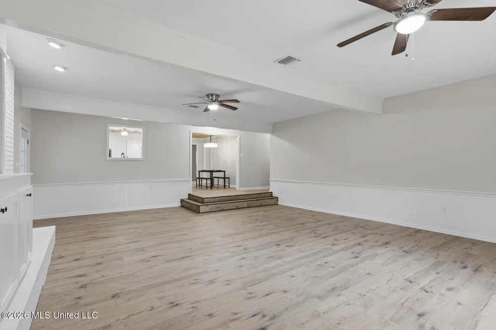 10917 Highway 27 Utica, MS 39175