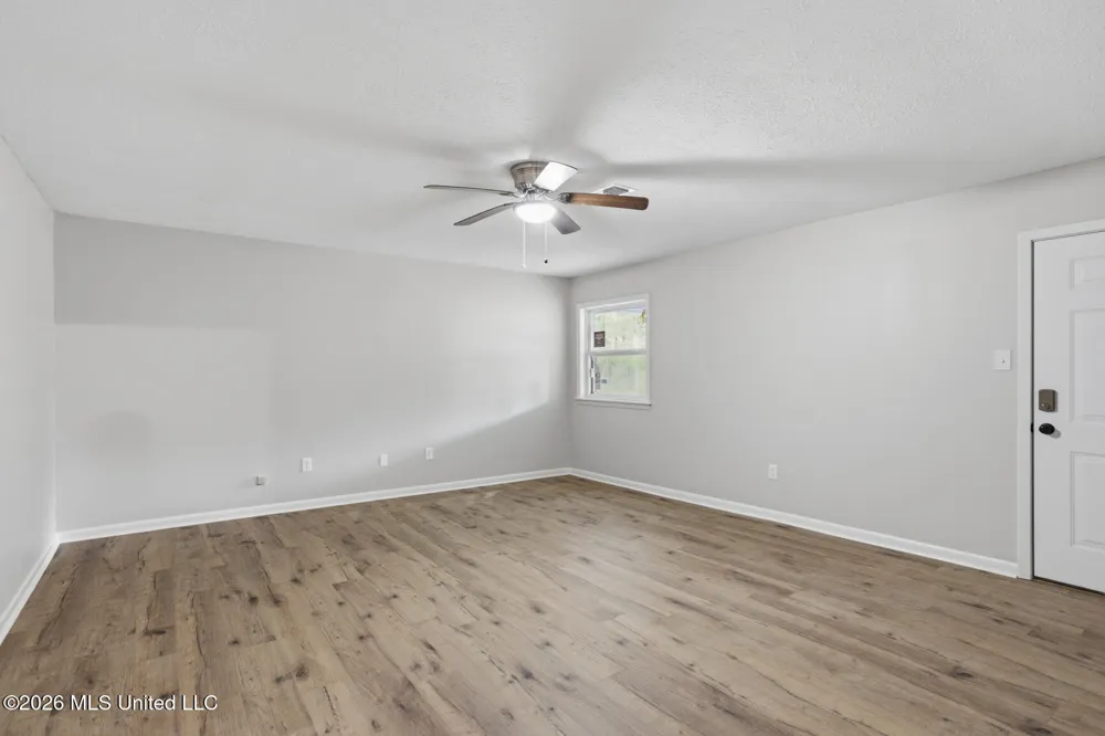 10917 Highway 27 Utica, MS 39175