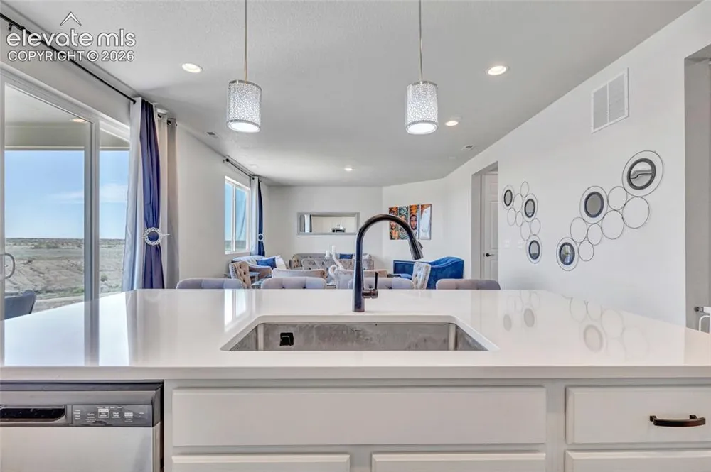 3434 Bella Luna Drive Pueblo, CO 81001