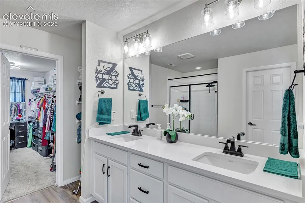 3434 Bella Luna Drive Pueblo, CO 81001