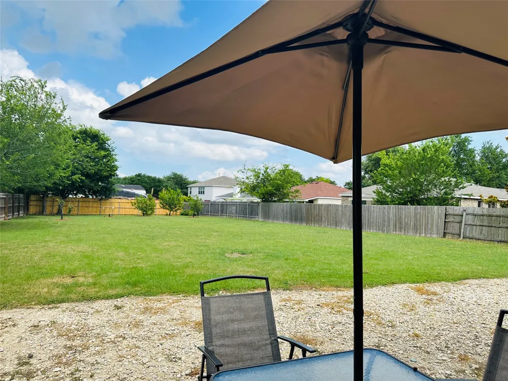 817 Tapestry Cove Pflugerville, TX 78660