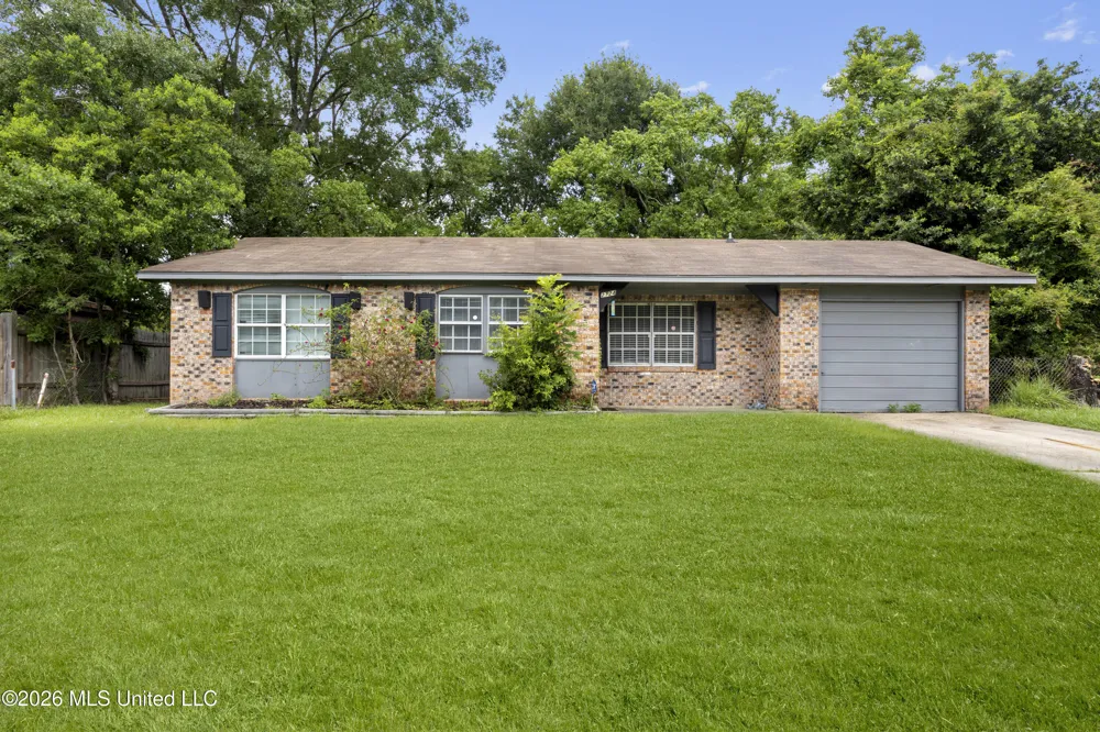 2124 Chestwood Road Gautier, MS 39553