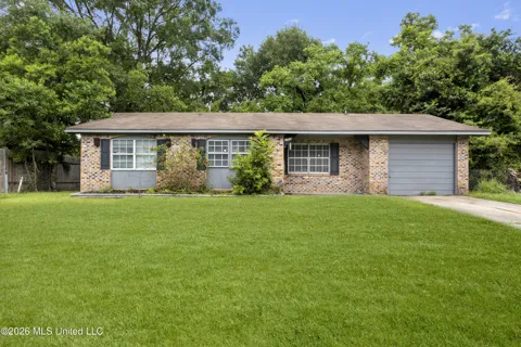 2124 Chestwood Road