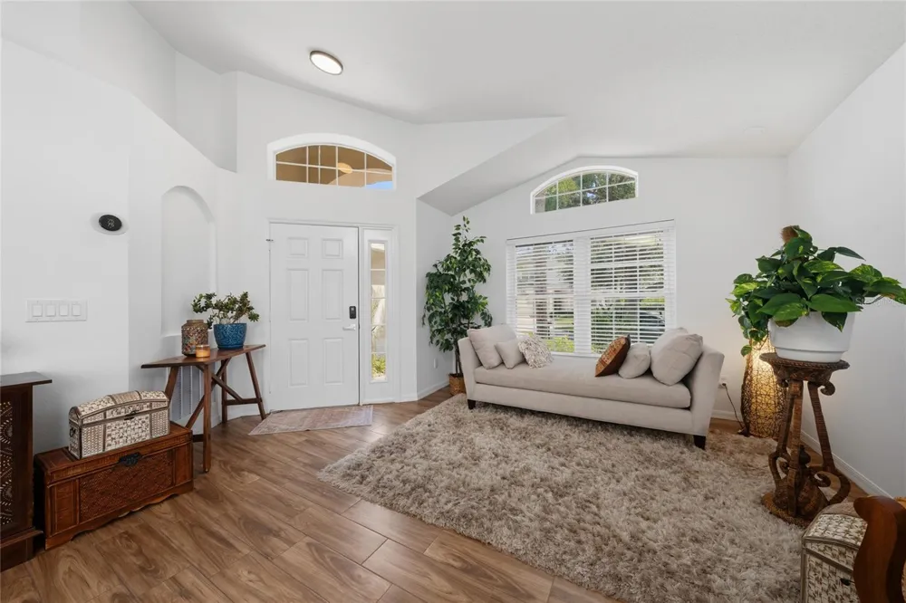 13613 BUDWORTH CIRCLE Orlando, FL 32832