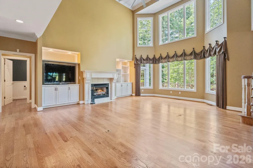 107 Windsong Drive Extension Fairview, NC 28730