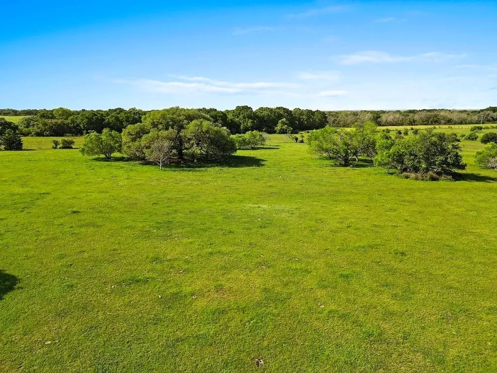 2080 Fm 155 S Weimar, TX 78962