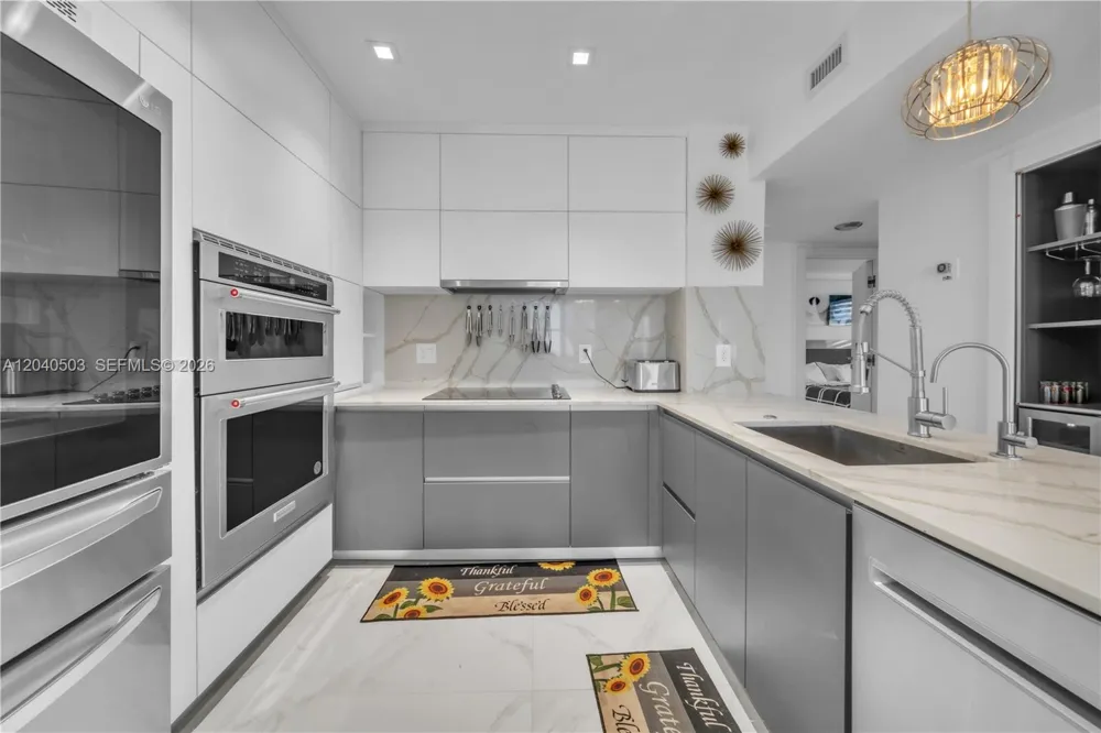 1965 S Ocean Dr #14F(availabale now) Hallandale Beach, FL 33009