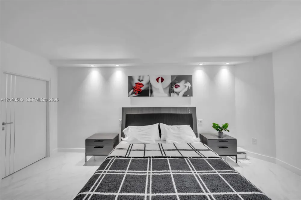 1965 S Ocean Dr #14F(availabale now) Hallandale Beach, FL 33009