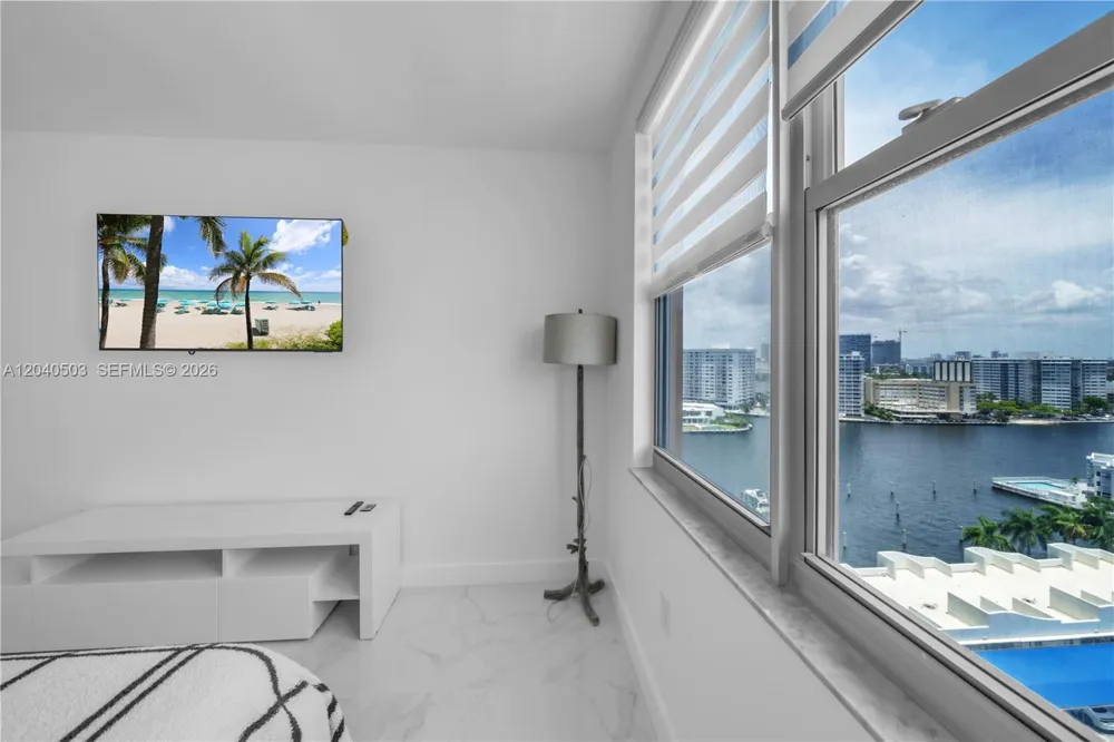 1965 S Ocean Dr #14F(availabale now) Hallandale Beach, FL 33009