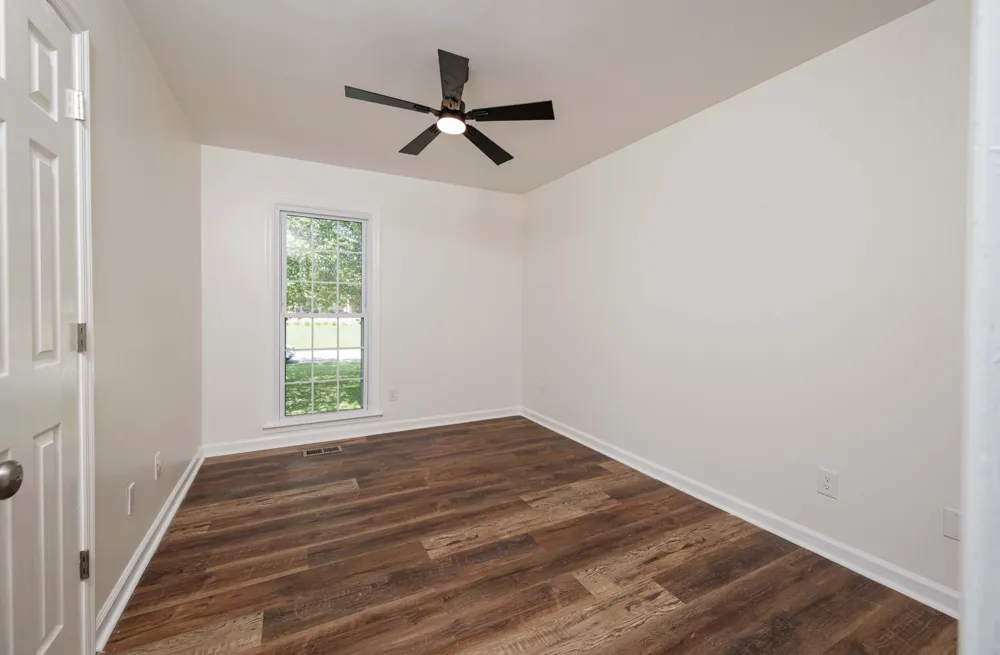 152 Greenbriar Cir Manchester, TN 37355