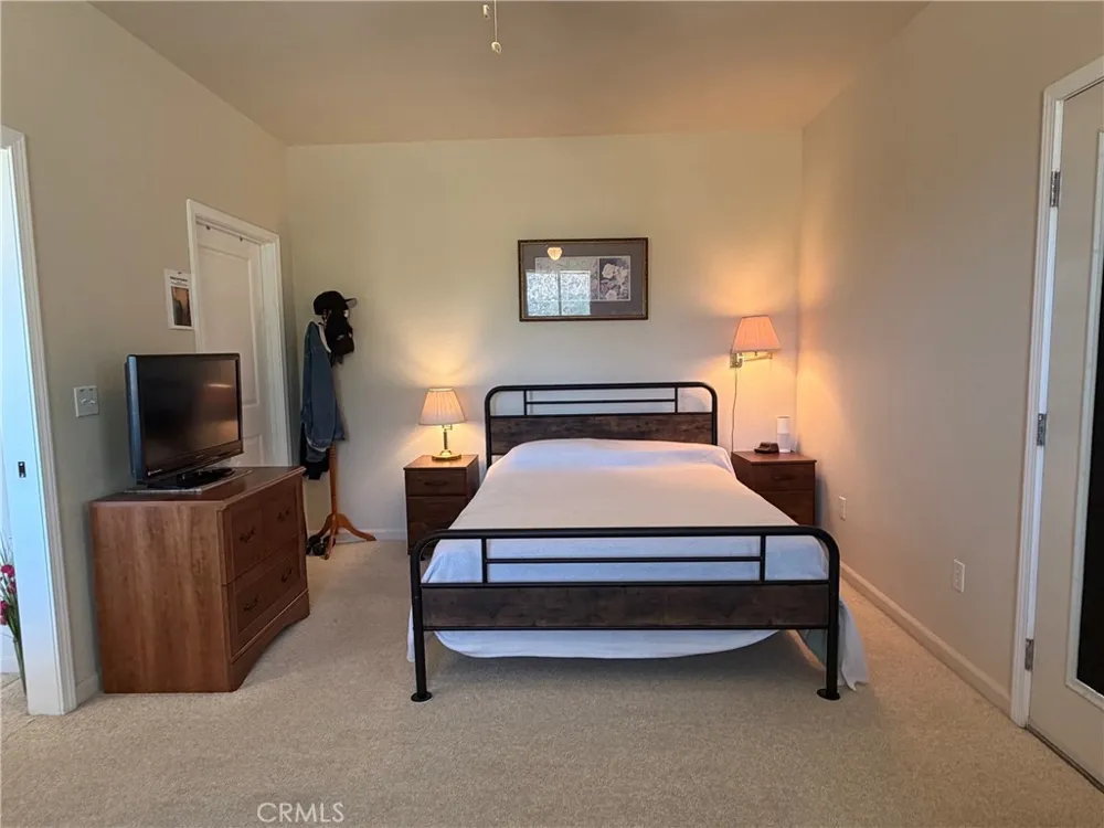 2260 Lakeshore Upper Lake, CA 95485