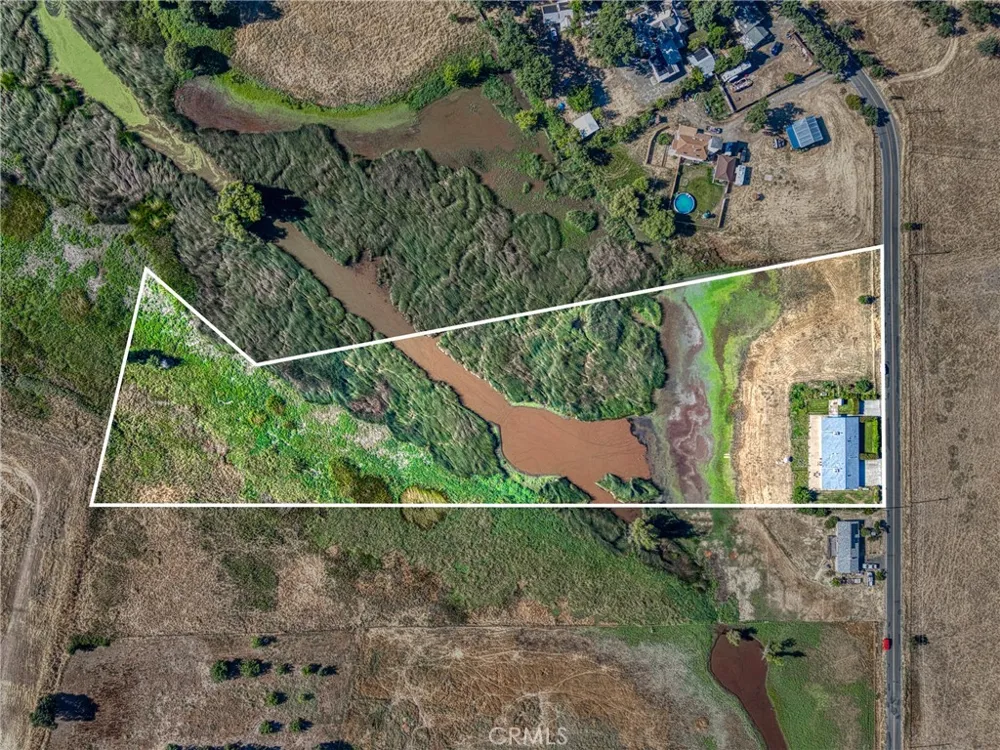 2260 Lakeshore Upper Lake, CA 95485