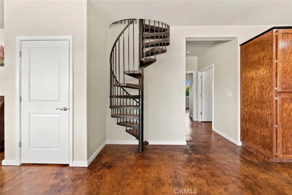 2260 Lakeshore Upper Lake, CA 95485