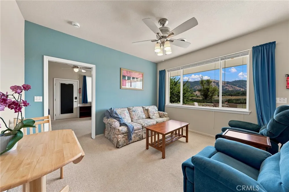 2260 Lakeshore Upper Lake, CA 95485