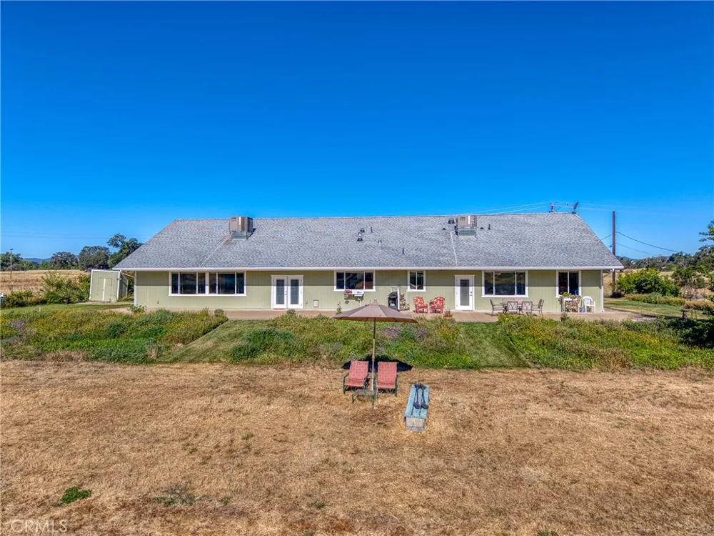 2260 Lakeshore Upper Lake, CA 95485