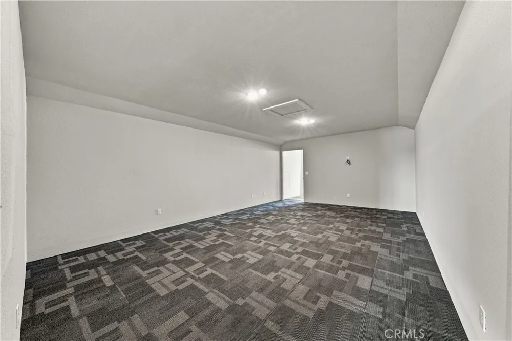 2260 Lakeshore Upper Lake, CA 95485
