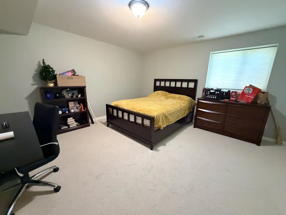 576 Brownstone Street Holland City, MI 49423