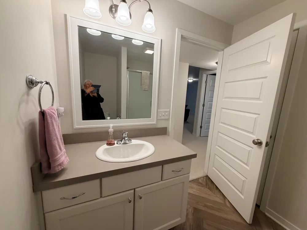 576 Brownstone Street Holland City, MI 49423