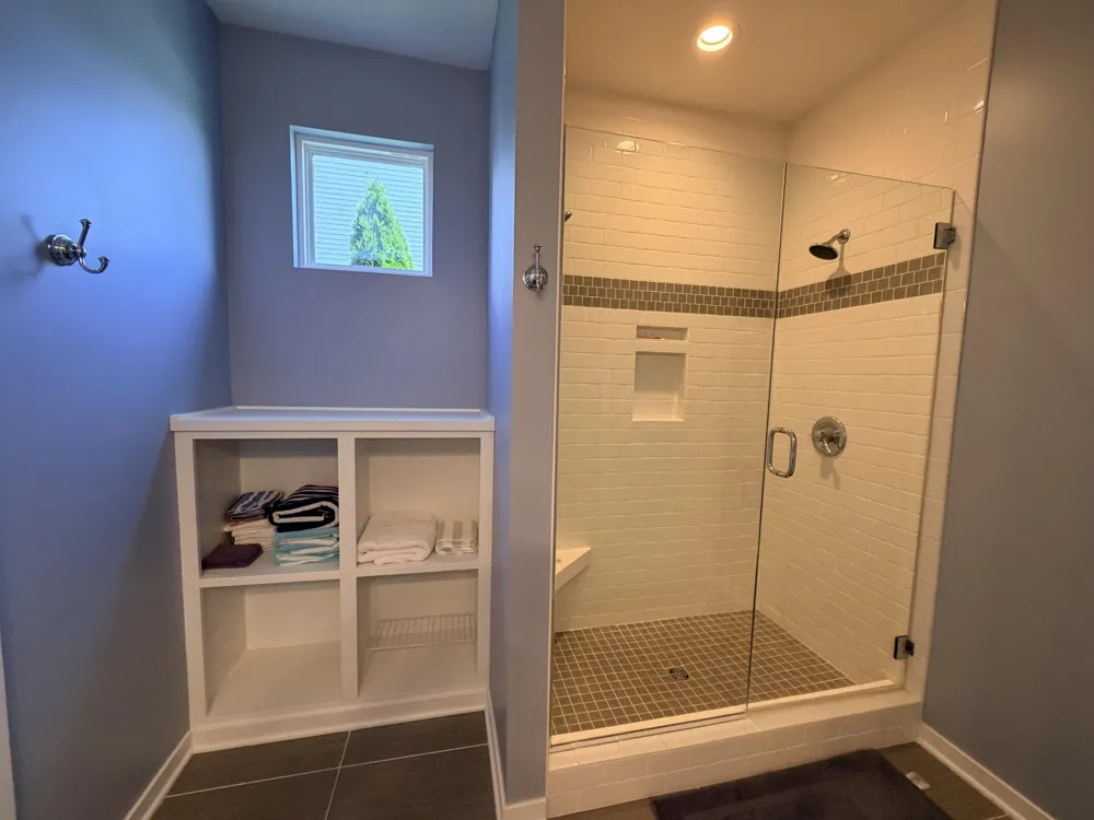576 Brownstone Street Holland City, MI 49423