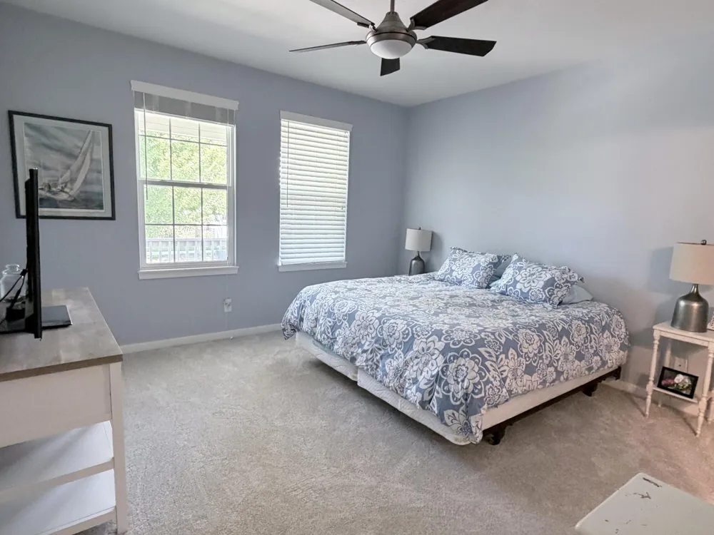 576 Brownstone Street Holland City, MI 49423
