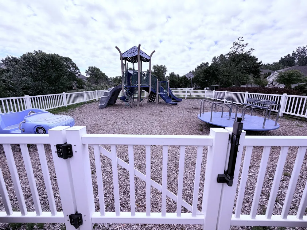 576 Brownstone Street Holland City, MI 49423