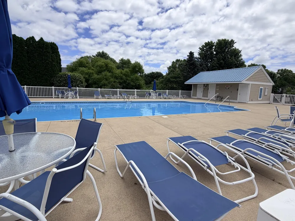 576 Brownstone Street Holland City, MI 49423