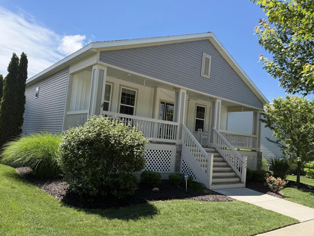 576 Brownstone Street Holland City, MI 49423