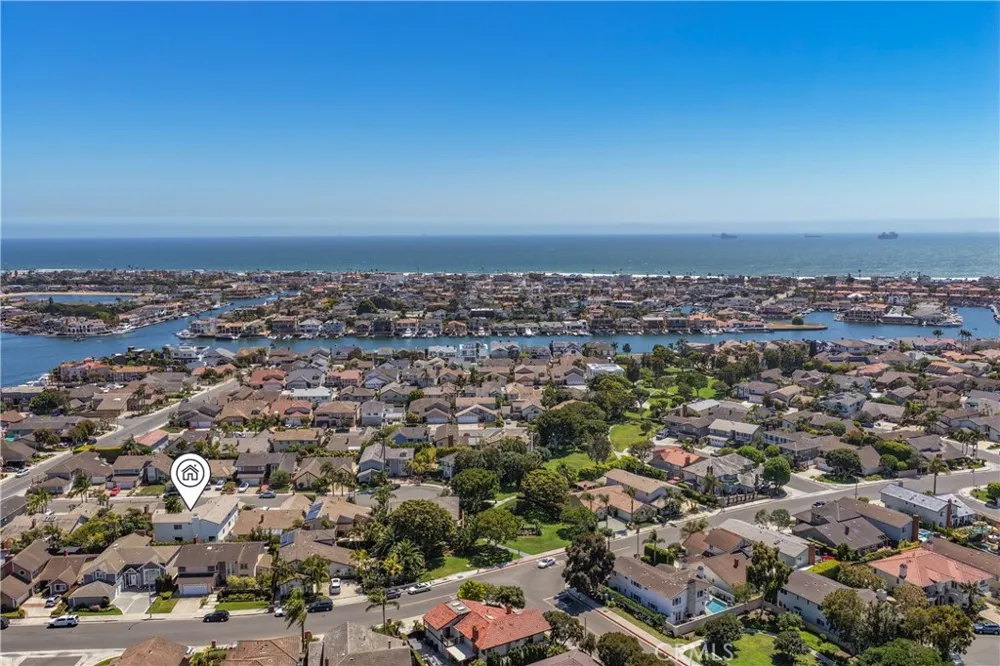 3661 Pirate Huntington Beach, CA 92649
